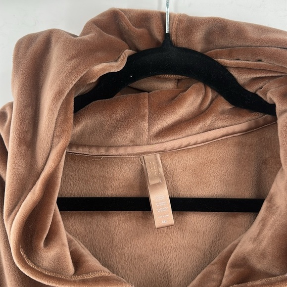 Skims Velour Full Zip Cropped Jacket Brown 4XL - Picture 4 of 7